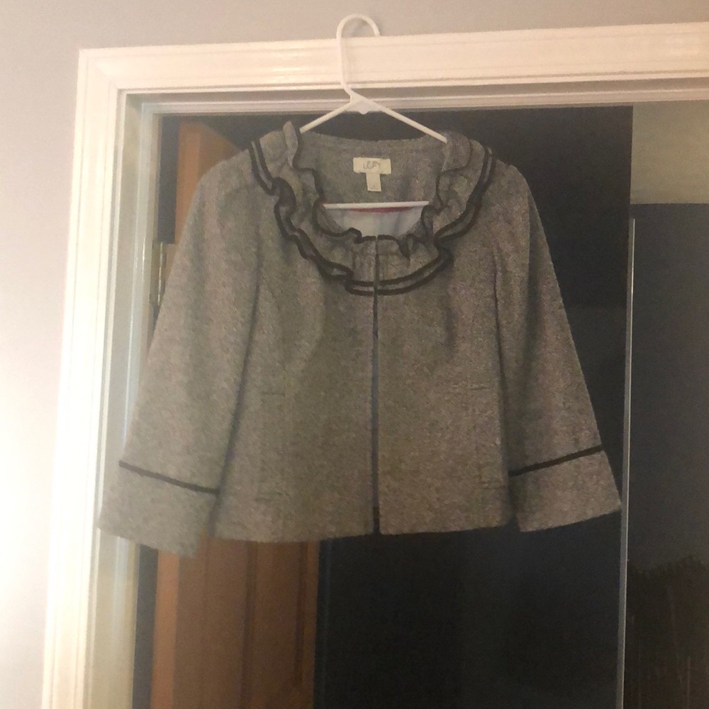 Cropped gray LOFT blazer